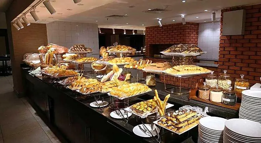 Hotel Le Meridien Towers Makkah Mecca