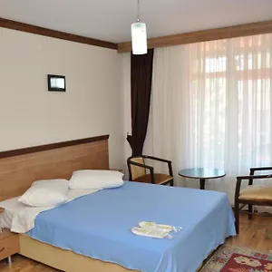 kayra-butik-hotel.istanbul-turkeyhotels.com/